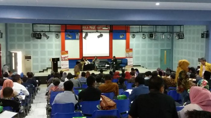 Nama Prof Dr Mattulada diabadikan sebagai nama Aula Fakultas Ilmu Budaya UNHAS. (foto: ist/ettapedia)