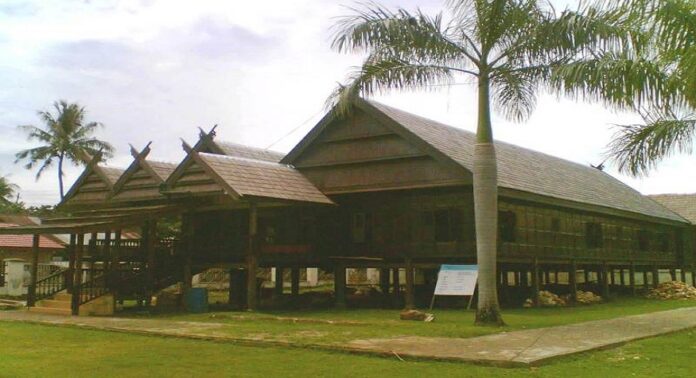 Rumah Adat, Balla Lompoa Labakkang (foto: mfaridwm/*).