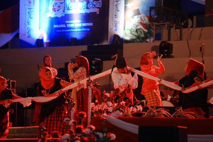 Salah satu adegan dalam Sendratari Perjuangan Kemerdekaan di Pangkep. (foto: ist/*)