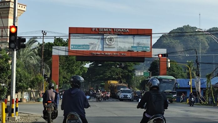 Perempatan Bungoro-Jalan Poros-Biringkassi-Tonasa II. (foto: ist/*)